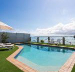 Moreton Bay Beach Lodge - Holiday Sunshine Coast