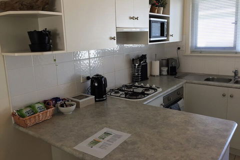 Applecross Village Apartment - Holiday Sunshine Coast 2