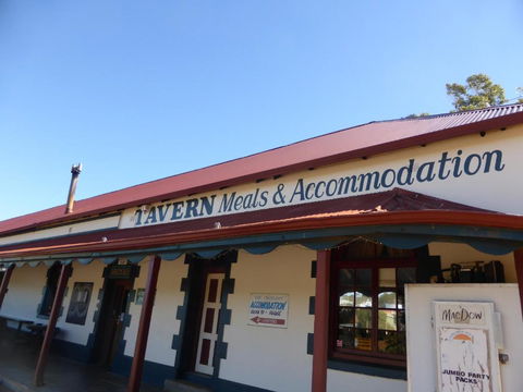 Railway Tavern Northampton - Sunshine Coast Tourism 3