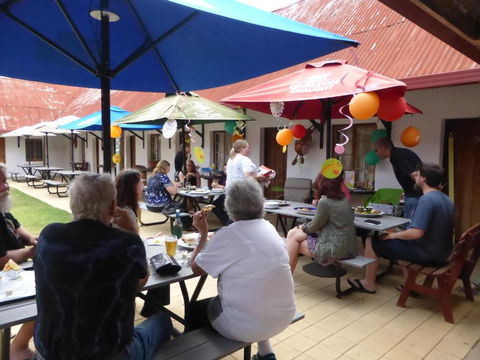 Railway Tavern Northampton - Sunshine Coast Tourism 5