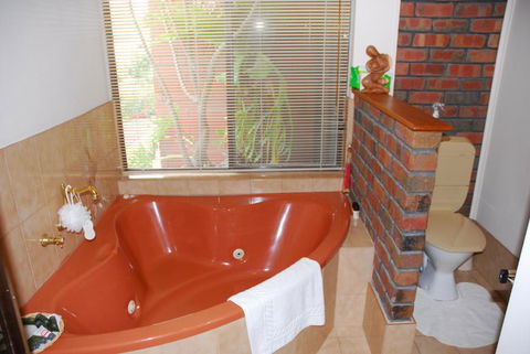Gaerwood B & B - Holiday Sunshine Coast 5
