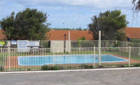 Ocean View Villas - Holiday Sunshine Coast 5