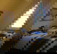 Lancefield Guesthouse - Holiday Sunshine Coast