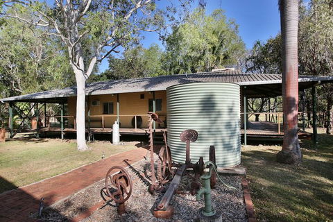 Berry Creek Bush Retreat - Sunshine Coast Tourism 1