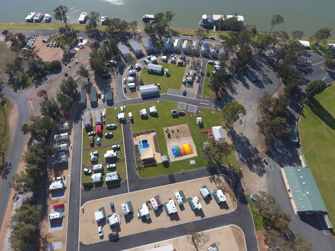 Waikerie Holiday Park - Holiday Sunshine Coast 2