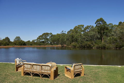 Eight Willows Retreat - Holiday Sunshine Coast 3