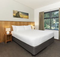 Eight Willows Retreat - Sunshine Coast Tourism