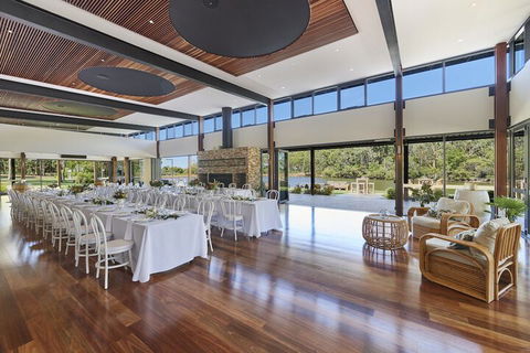 Eight Willows Retreat - Holiday Sunshine Coast 6