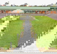 The Leeton Heritage Motor Inn - Holiday Sunshine Coast