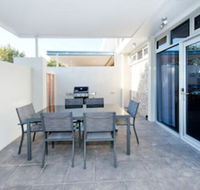 Loxton Courthouse Apartments - Holiday Sunshine Coast