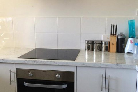 Maple Tree Cottage - Sunshine Coast Tourism 2