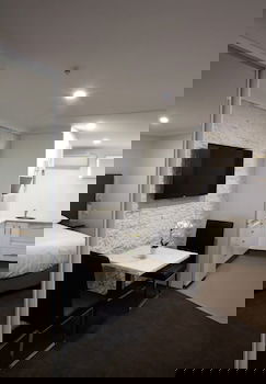 The Duck Inn Apartments - Holiday Sunshine Coast 0