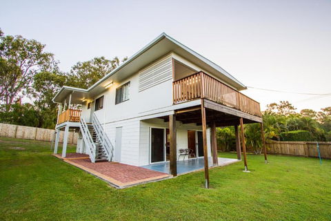 A Lure - Holiday Sunshine Coast 4