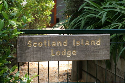 Scotland Island Lodge On Pittwater - Holiday Sunshine Coast 1