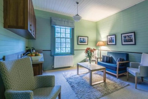 Yarrangobilly Caves House - Sunshine Coast Tourism 4