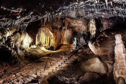 Yarrangobilly Caves House - Sunshine Coast Tourism 6