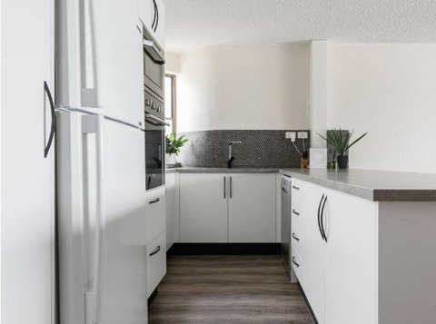 Alex Headland Beachfront - Holiday Sunshine Coast 1