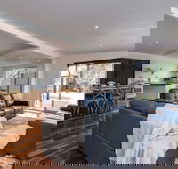 Tasman Surf House - Sunshine Coast Tourism