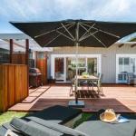 Capella Villa No. 4 Stunning Luxury Decor Inside & Out - Holiday Sunshine Coast 0