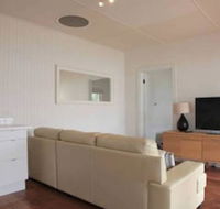 Sorrento Beach Cottages 1 - Sunshine Coast Tourism