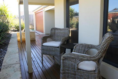 Meelup Bed & Breakfast - Holiday Sunshine Coast 3