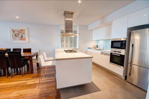 Seapoint 109 - Sunshine Coast Tourism 4