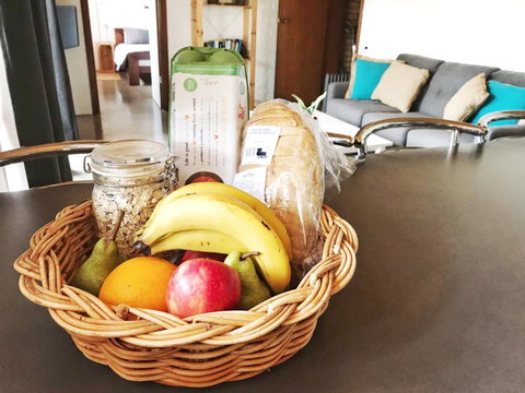 Base BnB - Holiday Sunshine Coast 4