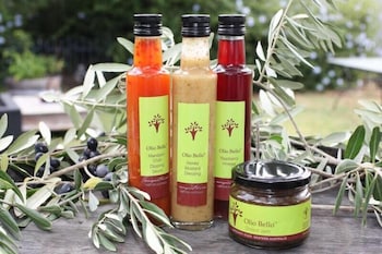 Olio Bello Lakeside Glamping - Holiday Sunshine Coast 0