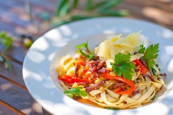 Olio Bello Lakeside Glamping - Holiday Sunshine Coast 4