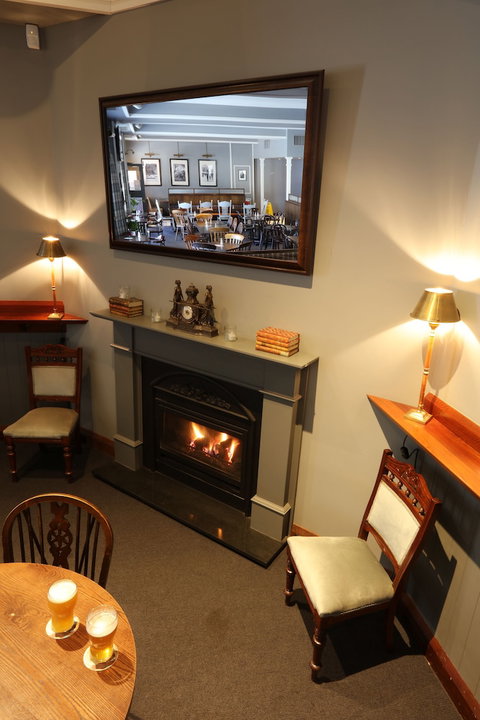 North Sydney Hotel - Holiday Sunshine Coast 0