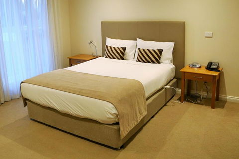 Allansford Hotel Motel - Holiday Sunshine Coast 4