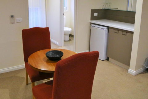 Allansford Hotel Motel - Holiday Sunshine Coast 1