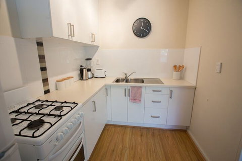 The Blue Door Villa - Sunshine Coast Tourism 6