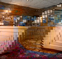 Golden Grain Motor Inn - Holiday Sunshine Coast