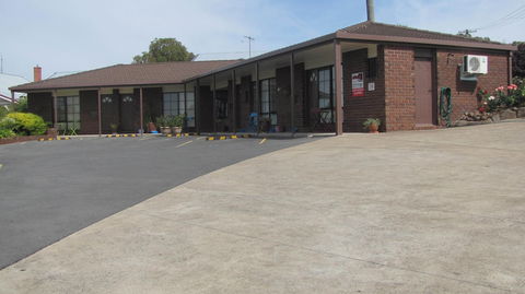 Bristol Hill Motor Inn - Sunshine Coast Tourism 4