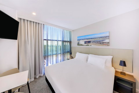 Travelodge Hotel Sydney Airport - Sunshine Coast Tourism 2