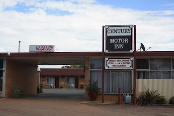 Century Motor Inn - Holiday Sunshine Coast 3