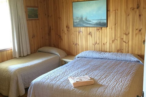 Cooba Holiday Motel - Holiday Sunshine Coast 7