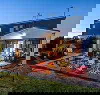 Madsen Retreat - Sunshine Coast Tourism