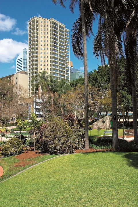Oaks Brisbane Lexicon Suites - Sunshine Coast Tourism 4