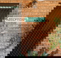 Clermont Country Motor Inn - Holiday Sunshine Coast