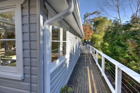 In The Blue - Holiday Sunshine Coast 0