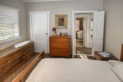 In The Blue - Holiday Sunshine Coast 2