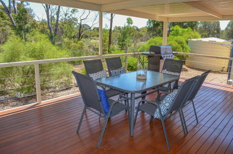 Lords Retreat - Sunshine Coast Tourism 2