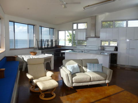Walshys Shack - Sunshine Coast Tourism 2