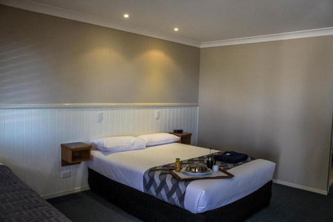 Dirranbandi Motor Inn - Sunshine Coast Tourism 6