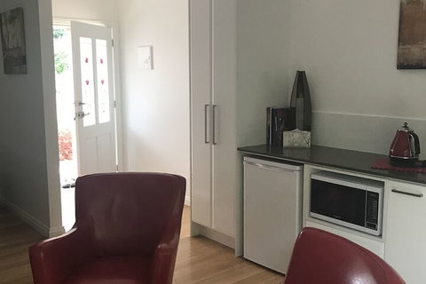 Balangara Cottages - Holiday Sunshine Coast 4