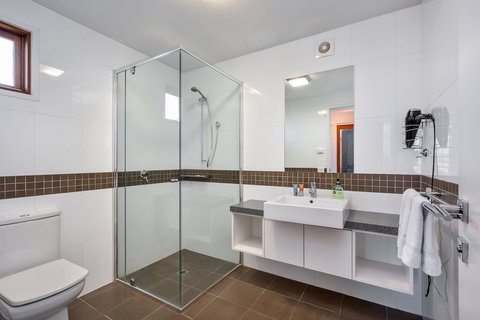 Triggerplant 4 - Holiday Sunshine Coast 5