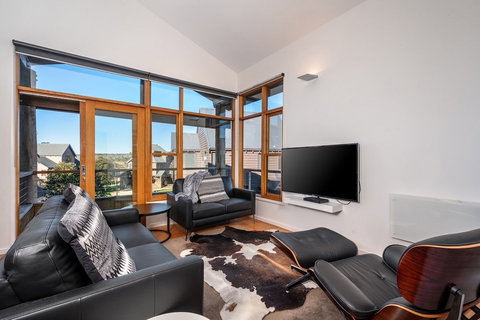 Triggerplant 4 - Holiday Sunshine Coast 4