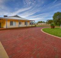 Lake Tyrrell Accommodation - Holiday Sunshine Coast
